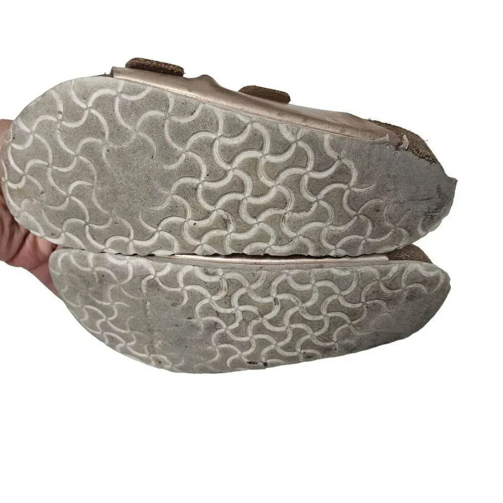Birkenstock rose gold
